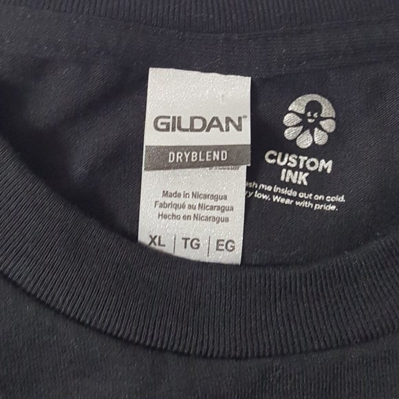 Men's GILDAN Vitage T - Shirts 1981  Size XL Black - Picture 4 of 6